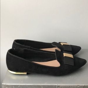 Black Carmela pointed toe pumps